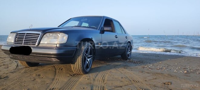 Mercedes E 200 1994, 280,000 km - 2.0 l - Sabirabad