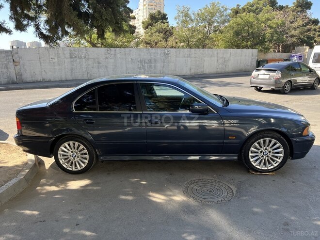 BMW 525 2003, 250,000 km - 2.5 l - Bakı
