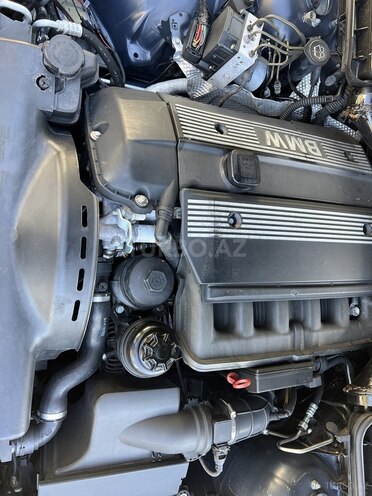 BMW 525 2003, 250,000 km - 2.5 l - Bakı
