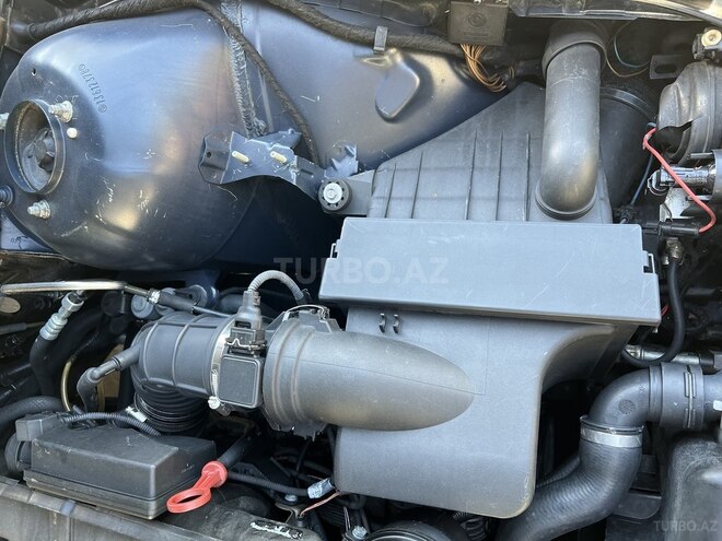 BMW 525 2003, 250,000 km - 2.5 l - Bakı