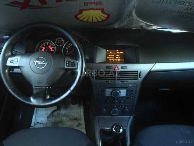 Opel Astra 2005, 212,000 km - 1.3 л - Bakı