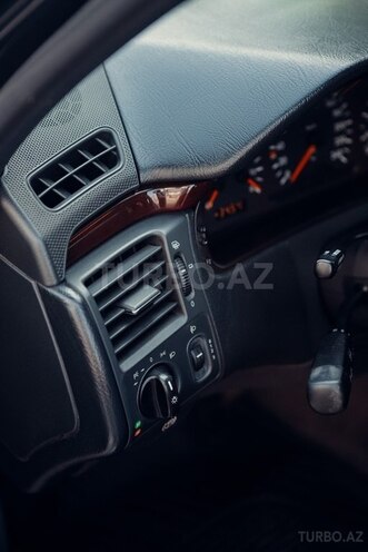 Mercedes E 200 1996, 329,120 km - 2.0 l - Bakı