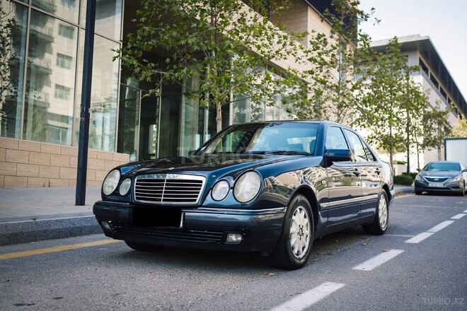 Mercedes E 200 1996, 329,120 km - 2.0 l - Bakı