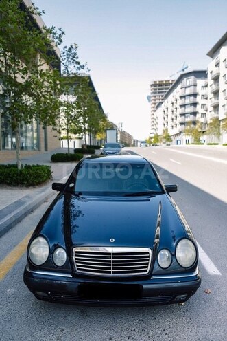 Mercedes E 200 1996, 329,120 km - 2.0 l - Bakı