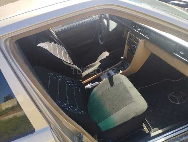 Mercedes E 300 1991, 250,000 km - 3.0 л - Bakı