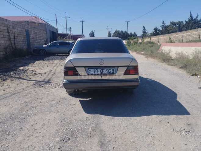 Mercedes E 300 1991, 250,000 km - 3.0 л - Bakı