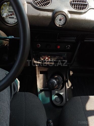 LADA (VAZ) 2106 1983, 99,999 km - 1.5 l - Qax