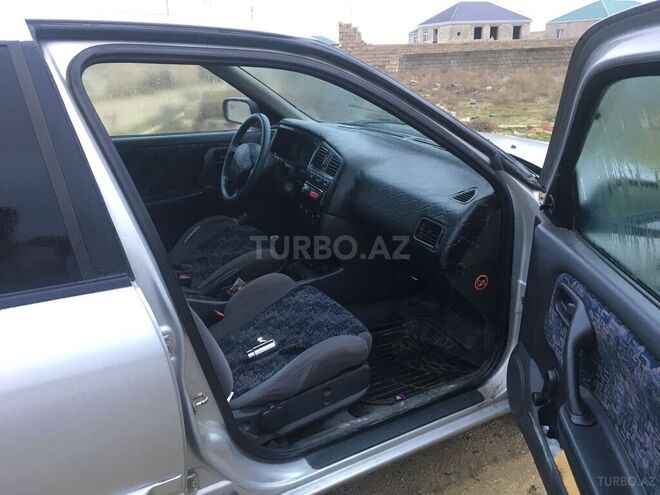 Nissan Primera 1996, 250,000 km - 1.6 l - Bakı