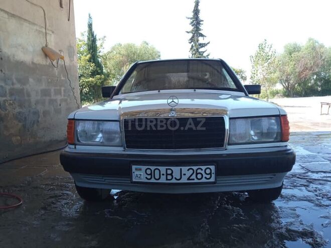 Mercedes 190 1989, 587,648 km - 2.0 l - Salyan