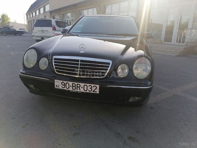 Mercedes E 240 2001, 308,000 km - 2.6 л - Göyçay