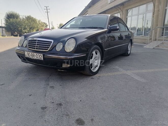 Mercedes E 240 2001, 308,000 km - 2.6 л - Göyçay