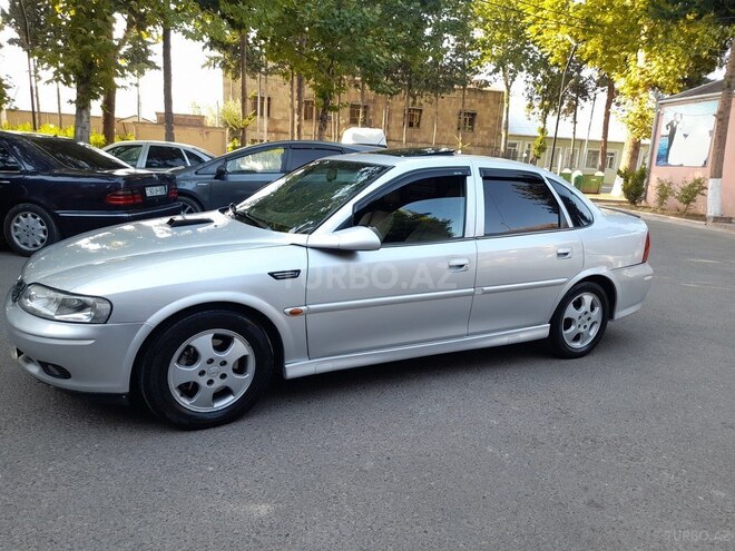 Opel Vectra 2000, 345,700 km - 2.0 л - Qazax