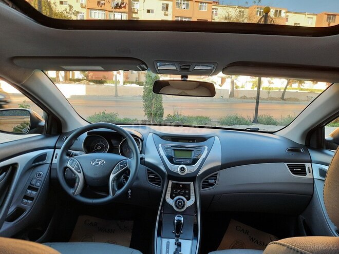 Hyundai Elantra 2011, 113,000 km - 1.8 л - Bakı