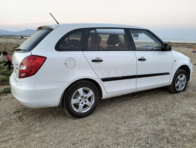 Skoda Fabia 2012, 250,000 km - 1.2 l - Bakı