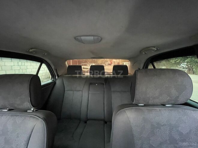 Mercedes E 220 2000, 519,565 km - 2.2 л - Mingəçevir