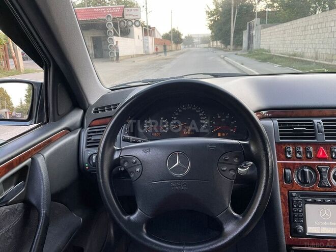 Mercedes E 220 2000, 519,565 km - 2.2 л - Mingəçevir