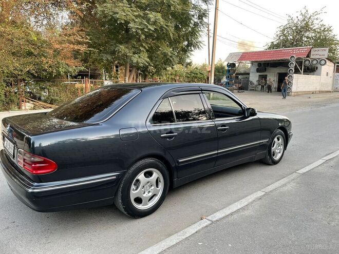 Mercedes E 220 2000, 519,565 km - 2.2 л - Mingəçevir