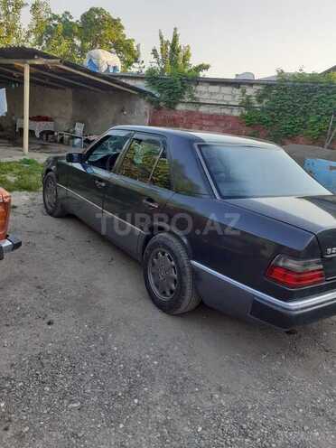 Mercedes E 230 1991, 150,258 km - 2.3 l - Ağstafa