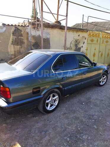 BMW 520 1988, 800,000 km - 2.0 л - Gəncə