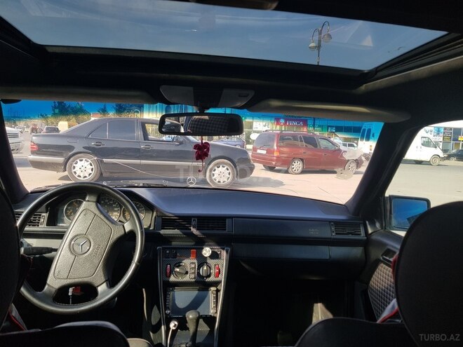 Mercedes E 250 1994, 430,526 km - 2.5 l - Bakı