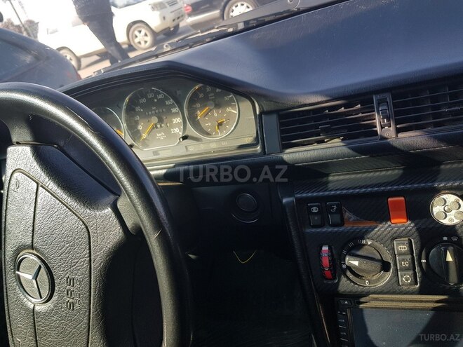 Mercedes E 250 1994, 430,526 km - 2.5 l - Bakı