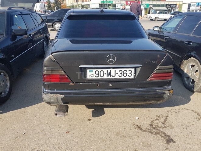 Mercedes E 250 1994, 430,526 km - 2.5 l - Bakı