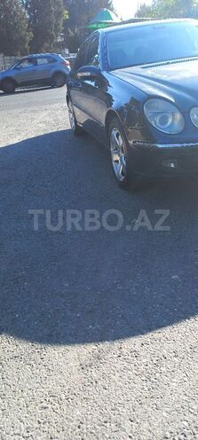Mercedes E 220 2005, 375,000 km - 2.2 л - Bakı