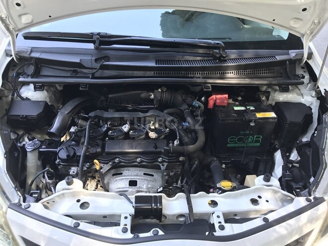 Toyota Vitz 2011, 77,000 km - 1.3 l - Sumqayıt