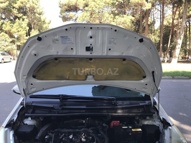 Toyota Vitz 2011, 77,000 km - 1.3 l - Sumqayıt