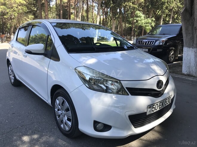 Toyota Vitz 2011, 77,000 km - 1.3 l - Sumqayıt