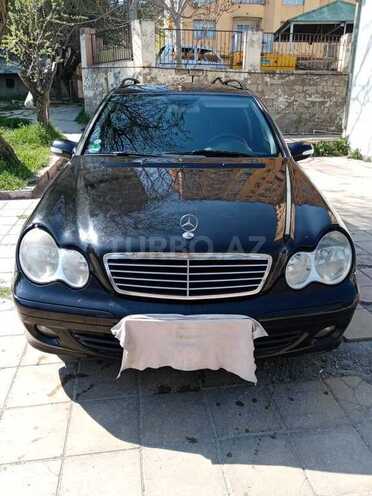 Mercedes C 220 2006, 365,459 km - 2.2 л - Bakı