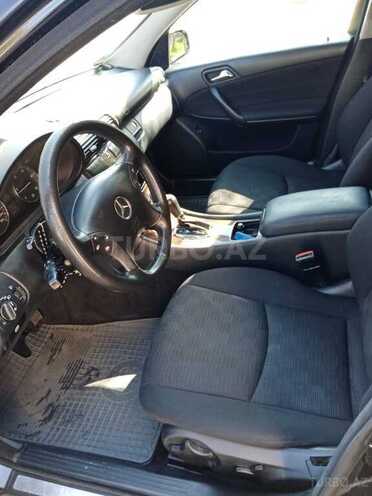 Mercedes C 220 2006, 365,459 km - 2.2 л - Bakı