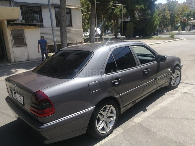 Mercedes C 220 1999, 352,000 km - 2.2 l - Bakı