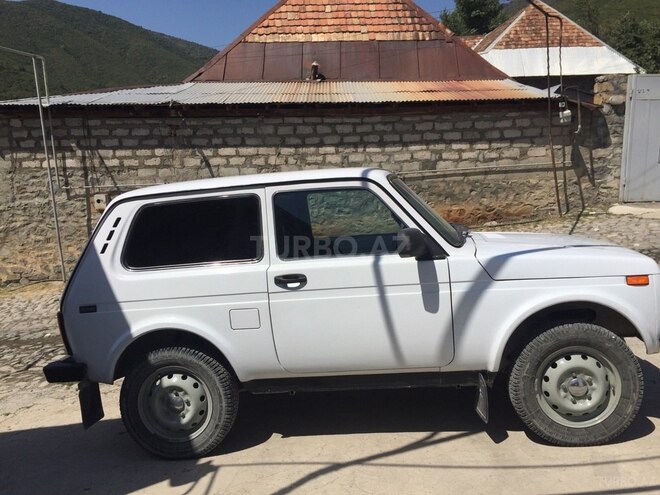 LADA (VAZ) Niva 2009, 166,000 km - 1.7 л - Şəki