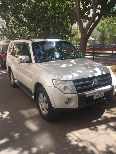 Mitsubishi Pajero 2008, 156,000 km - 3.0 l - Bakı