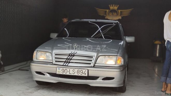 Mercedes C 230 1999, 210,000 km - 2.3 l - Bakı