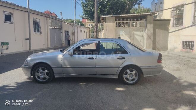 Mercedes C 230 1999, 210,000 km - 2.3 l - Bakı