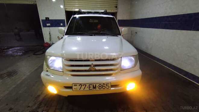 Mitsubishi Pajero io 2001, 25,000 km - 2.0 л - Sumqayıt