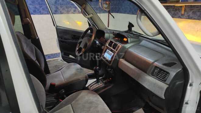 Mitsubishi Pajero io 2001, 25,000 km - 2.0 л - Sumqayıt
