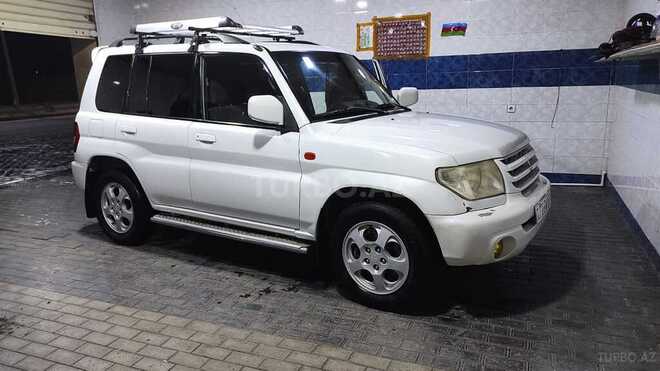Mitsubishi Pajero io 2001, 25,000 km - 2.0 л - Sumqayıt