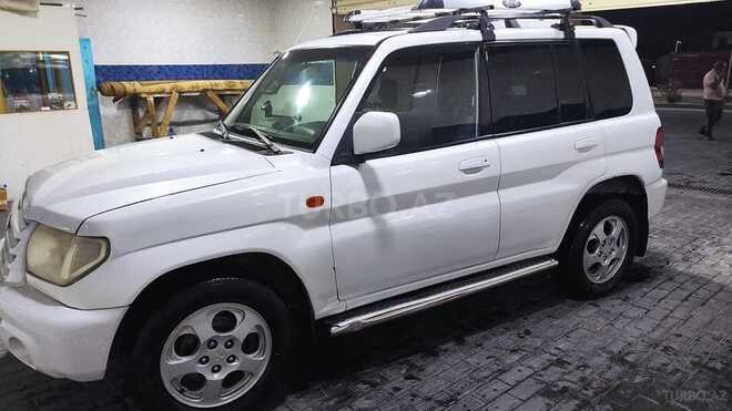 Mitsubishi Pajero io 2001, 25,000 km - 2.0 л - Sumqayıt