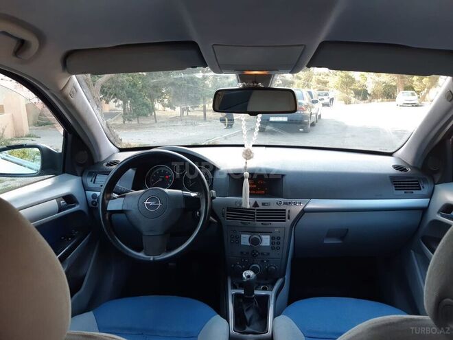 Opel Astra 2005, 250,000 km - 1.6 l - Bakı