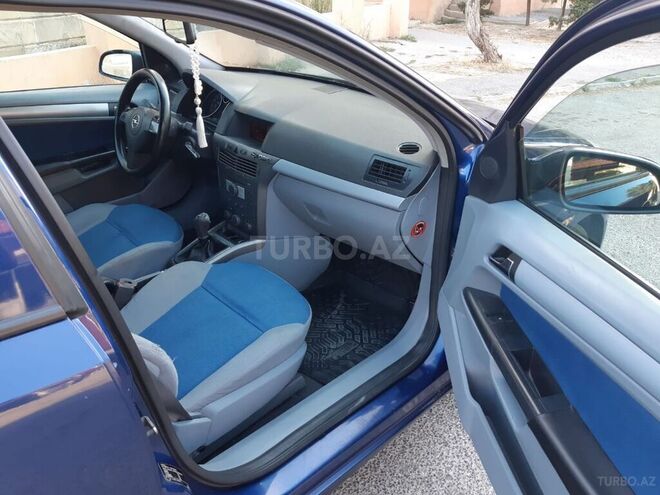 Opel Astra 2005, 250,000 km - 1.6 l - Bakı