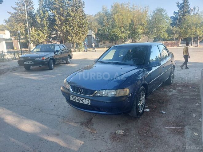 Opel Vectra 1996, 212,000 km - 1.8 l - Sumqayıt