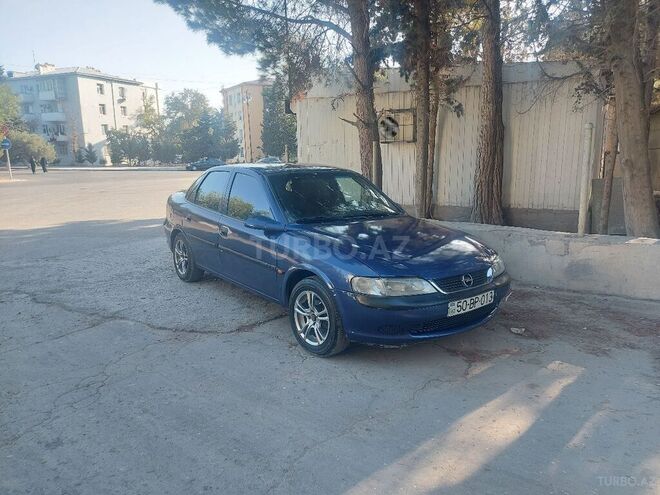 Opel Vectra 1996, 212,000 km - 1.8 l - Sumqayıt