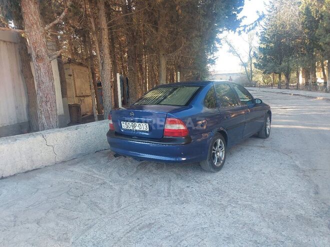 Opel Vectra 1996, 212,000 km - 1.8 l - Sumqayıt