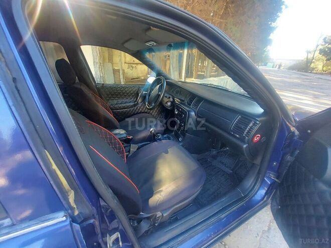Opel Vectra 1996, 212,000 km - 1.8 l - Sumqayıt