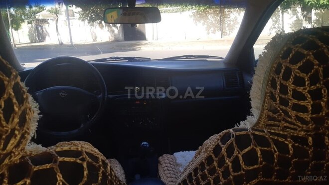 Opel Vectra 1997, 287,855 km - 1.8 l - Sumqayıt