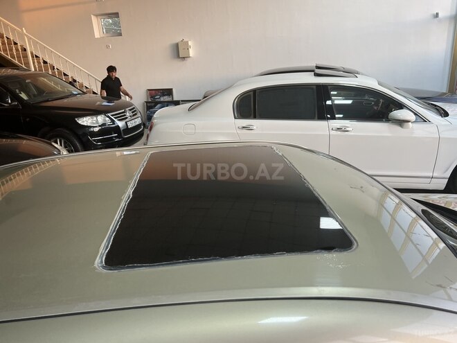 Mercedes E 240 2000, 252,500 km - 2.4 l - Bakı