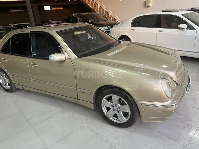 Mercedes E 240 2000, 252,500 km - 2.4 l - Bakı